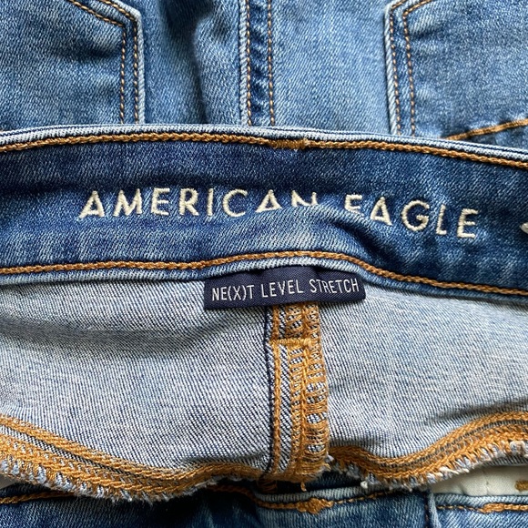 American Eagle High Rise Jegging Crop - Medium Blue Wash - Womens size 0 regular - Picture 9 of 12